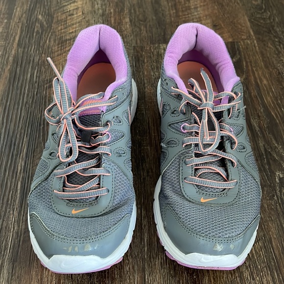 Nike Revolution 2 | Womens | Grey/Purple/Orange Athletic Running Shoes size 8.5 - Picture 2 of 6